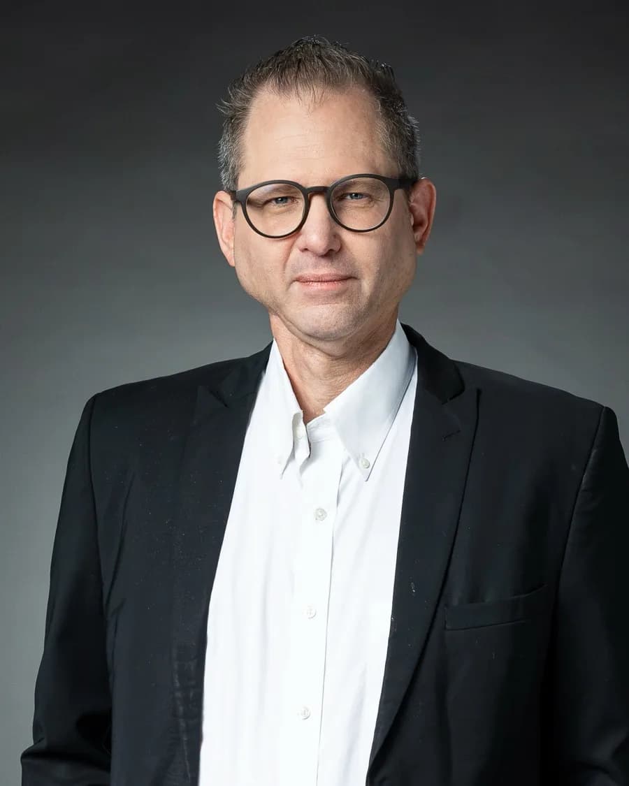 Portrait of Guy Ne’eman, Managing Partner