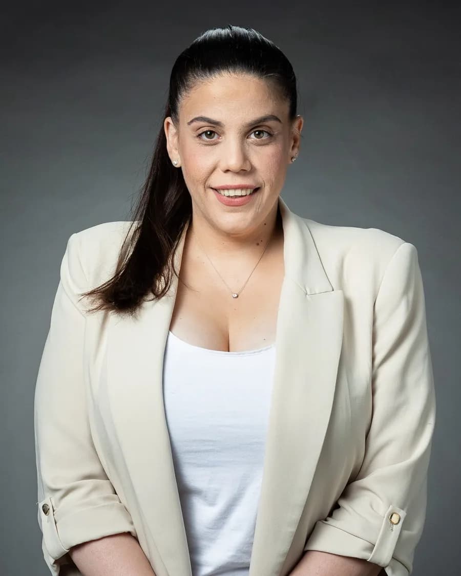 Portrait of Hila Cohen, Associate